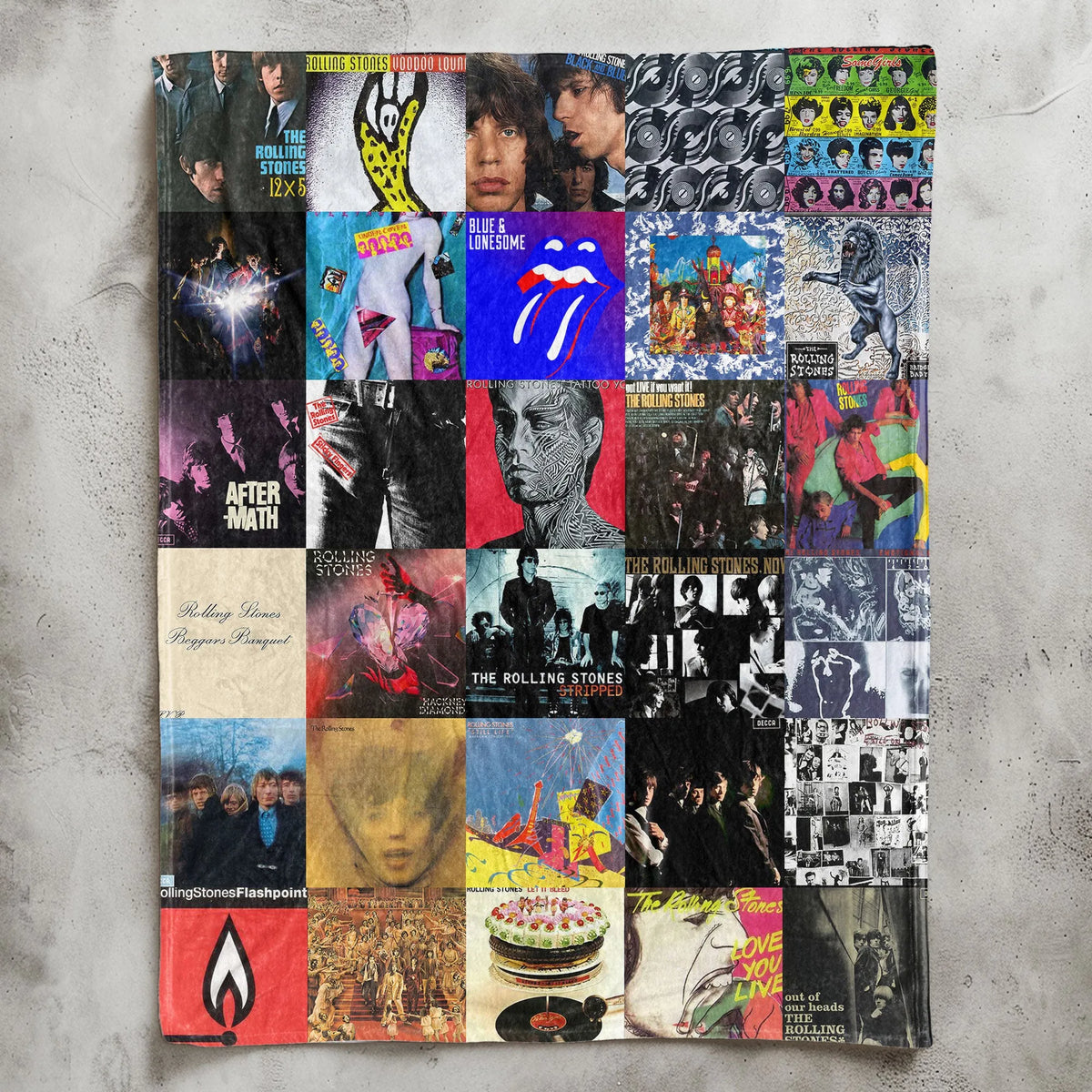 The Rolling Stones Sherpa Blanket – A Rock ’n’ Roll Legacy You Can Wrap Up In